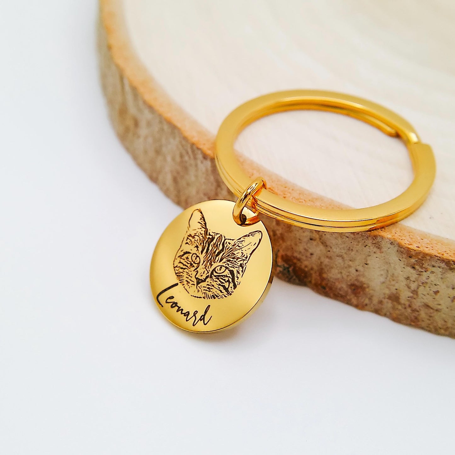 CUSTOM PET KEYCHAIN - Avy + Tay