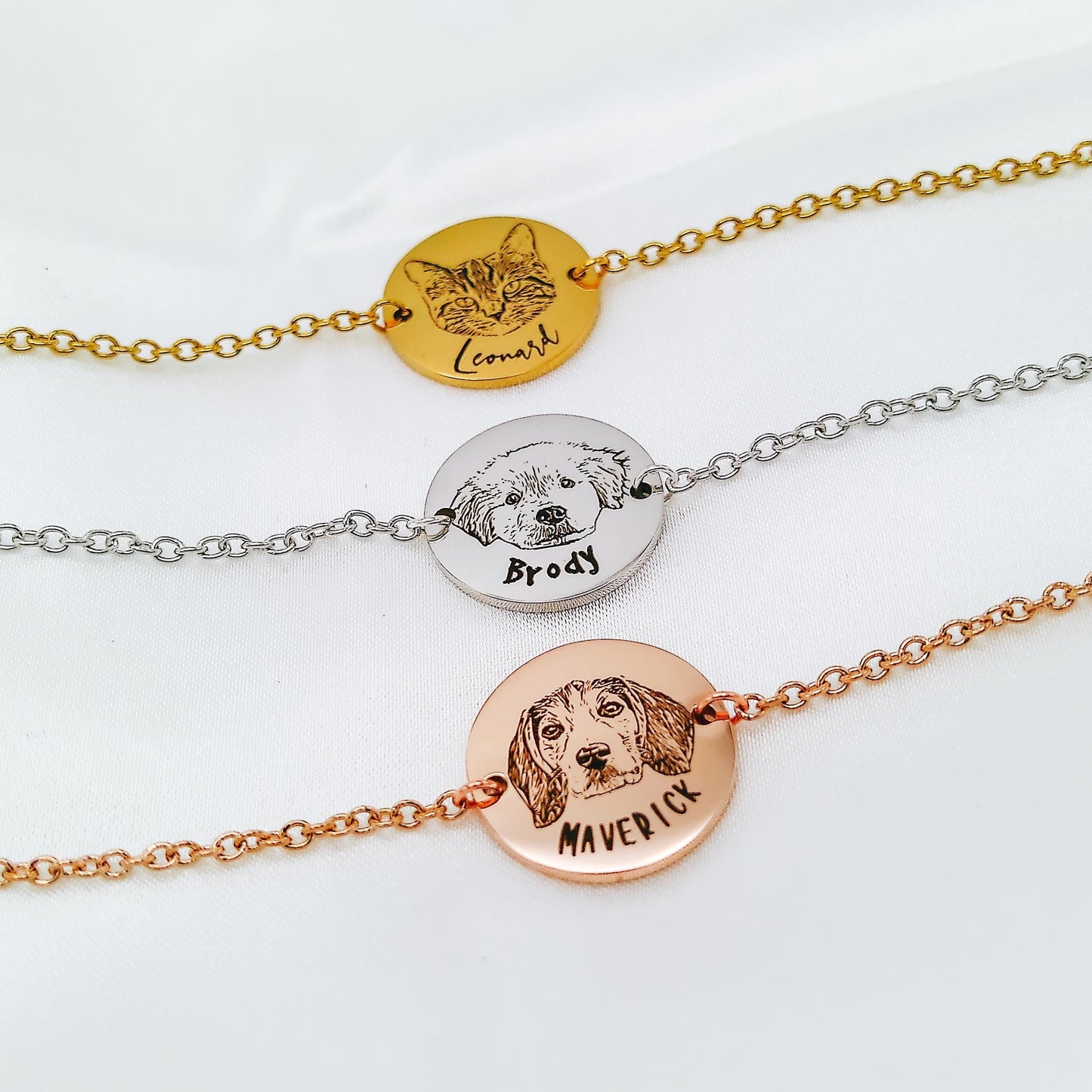 CUSTOM PET PHOTO BRACELET - Avy + Tay