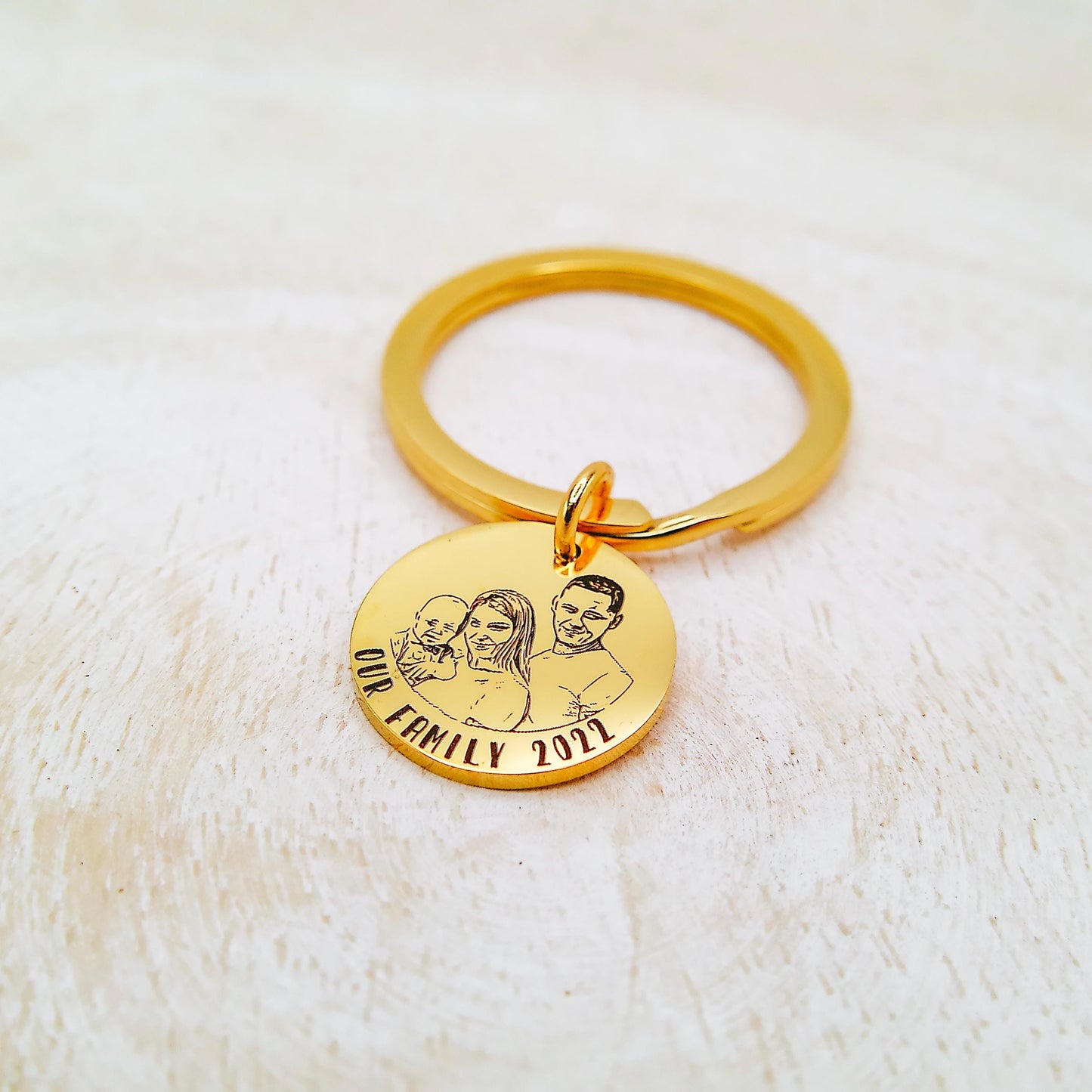 CUSTOM PORTRAIT KEYCHAIN - Avy + Tay
