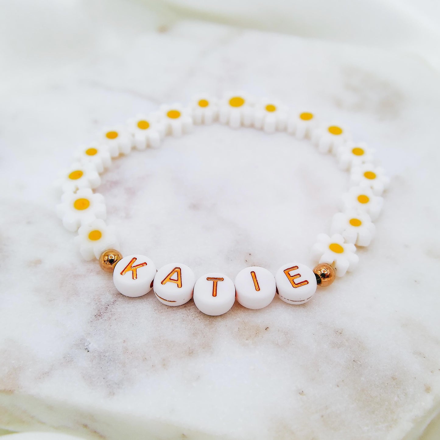 FULL DAISY BEADED NAME BRACELET - Avy + Tay