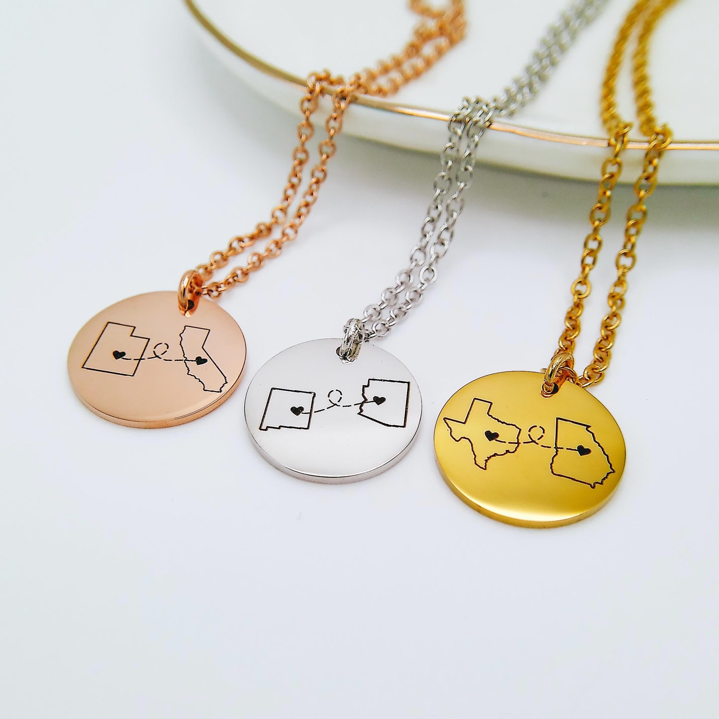LONG DISTANCE STATE NECKLACE - Avy + Tay