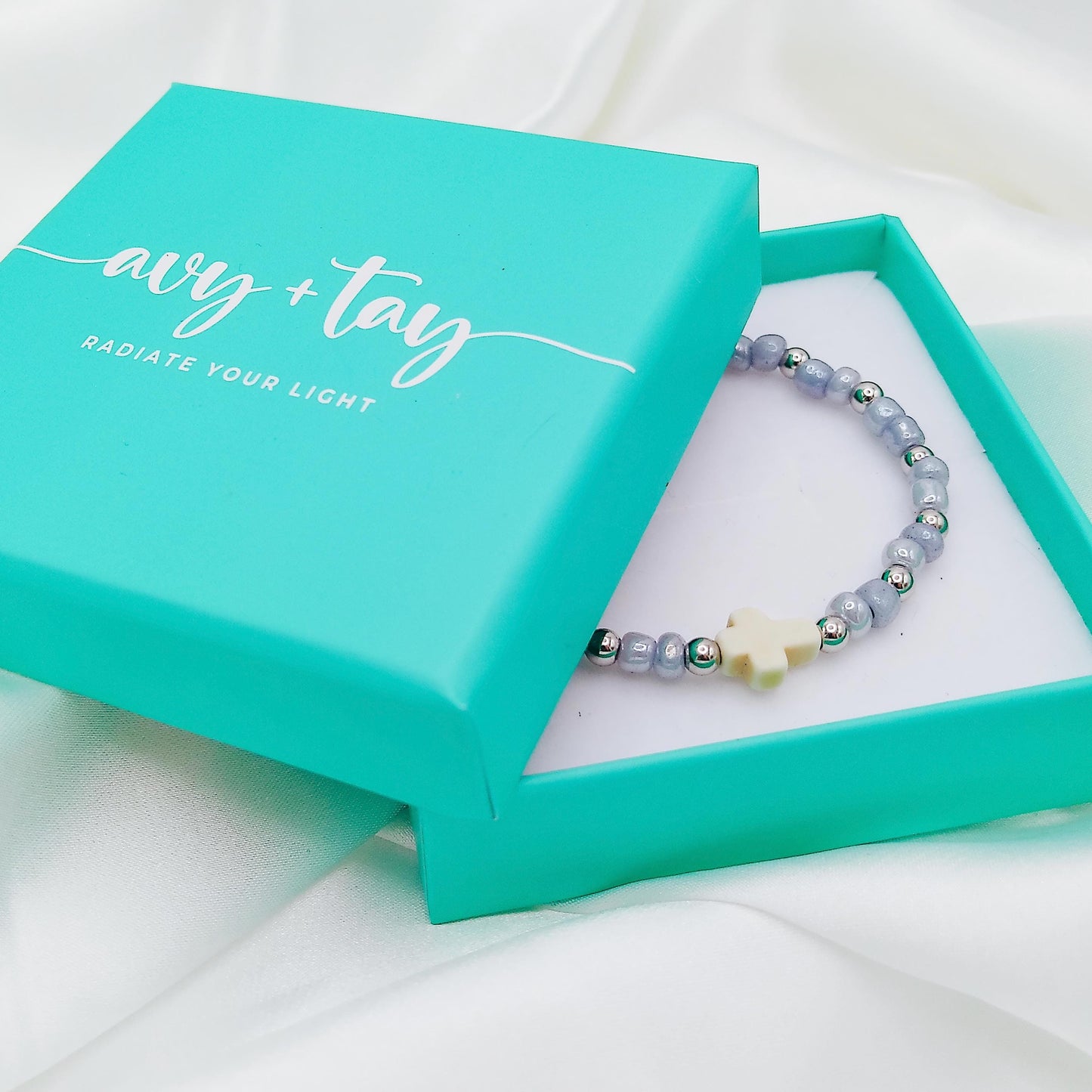 WHITE TURQUOISE CROSS BEADED BRACELET - Avy + Tay