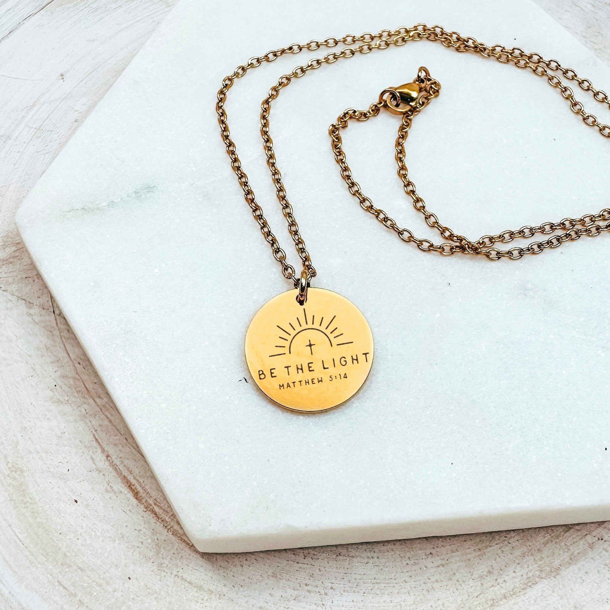 BE THE LIGHT MATTHEW 5:14 NECKLACE - Avy + Tay