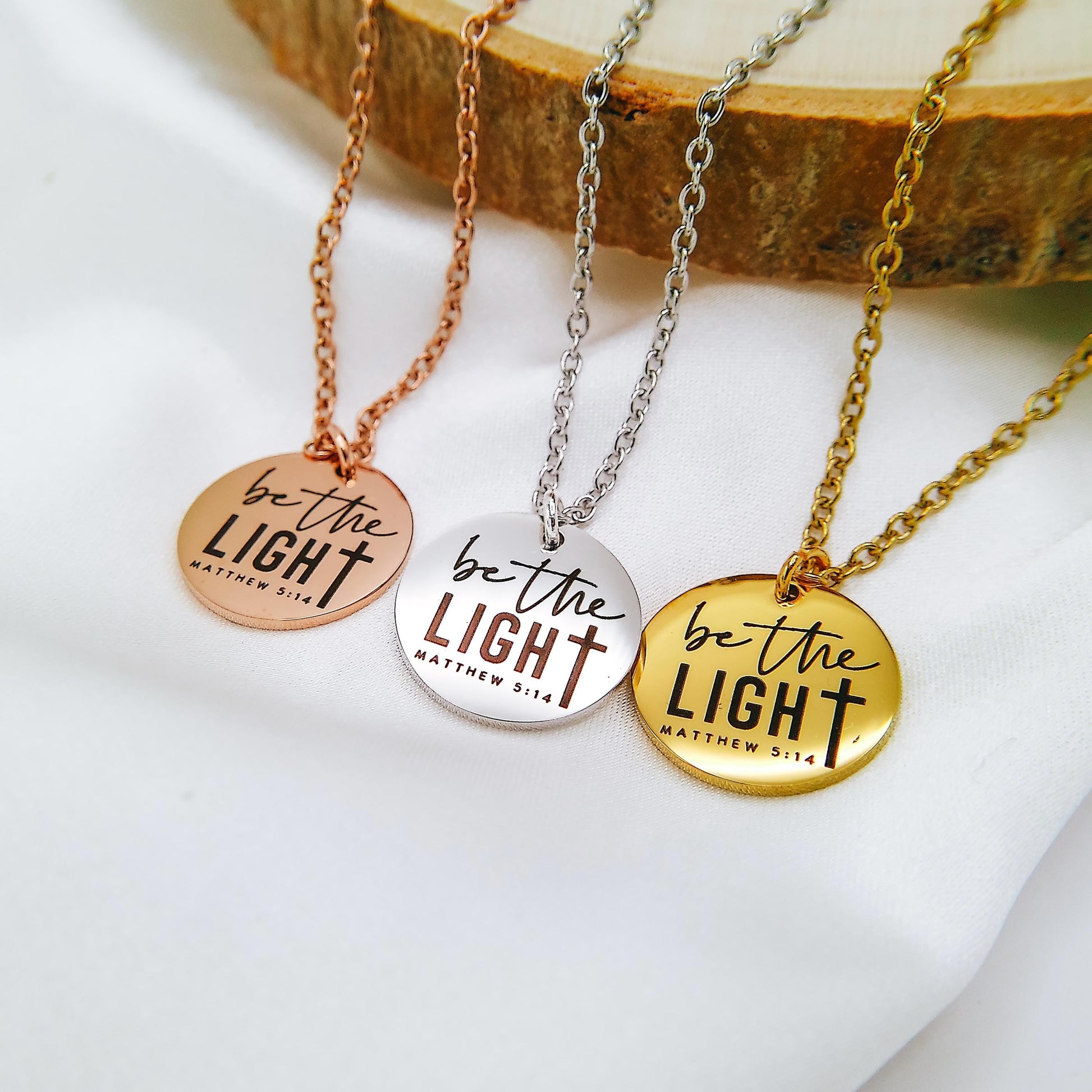 BE THE LIGHT MATTHEW 5:14 NECKLACE - Avy + Tay