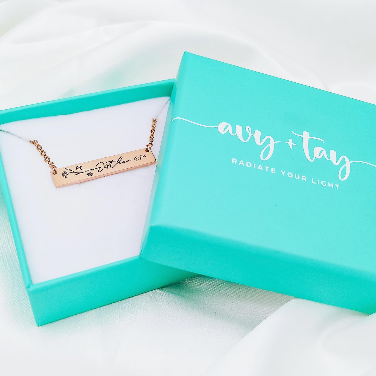 BIBLE VERSE WILDFLOWER BAR NECKLACE - Avy + Tay