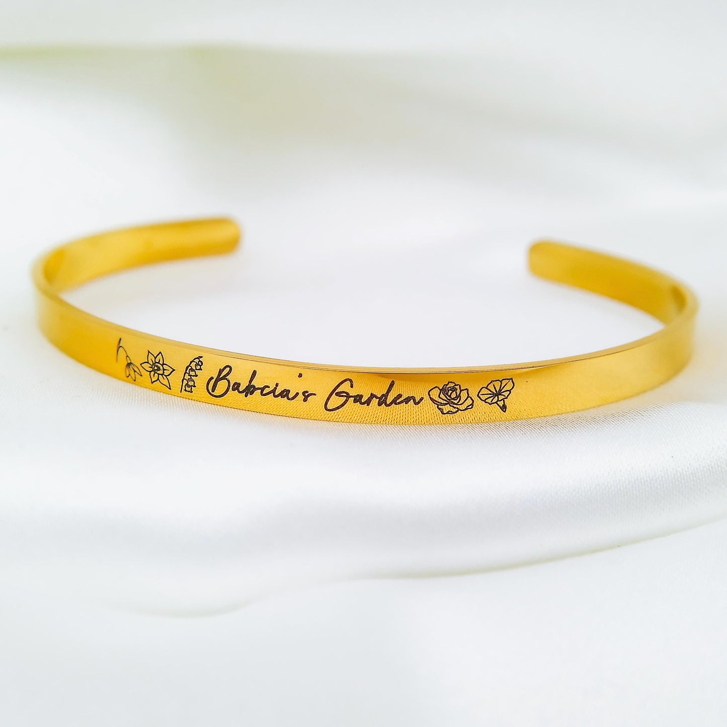BIRTH FLOWER GARDEN CUFF - Avy + Tay