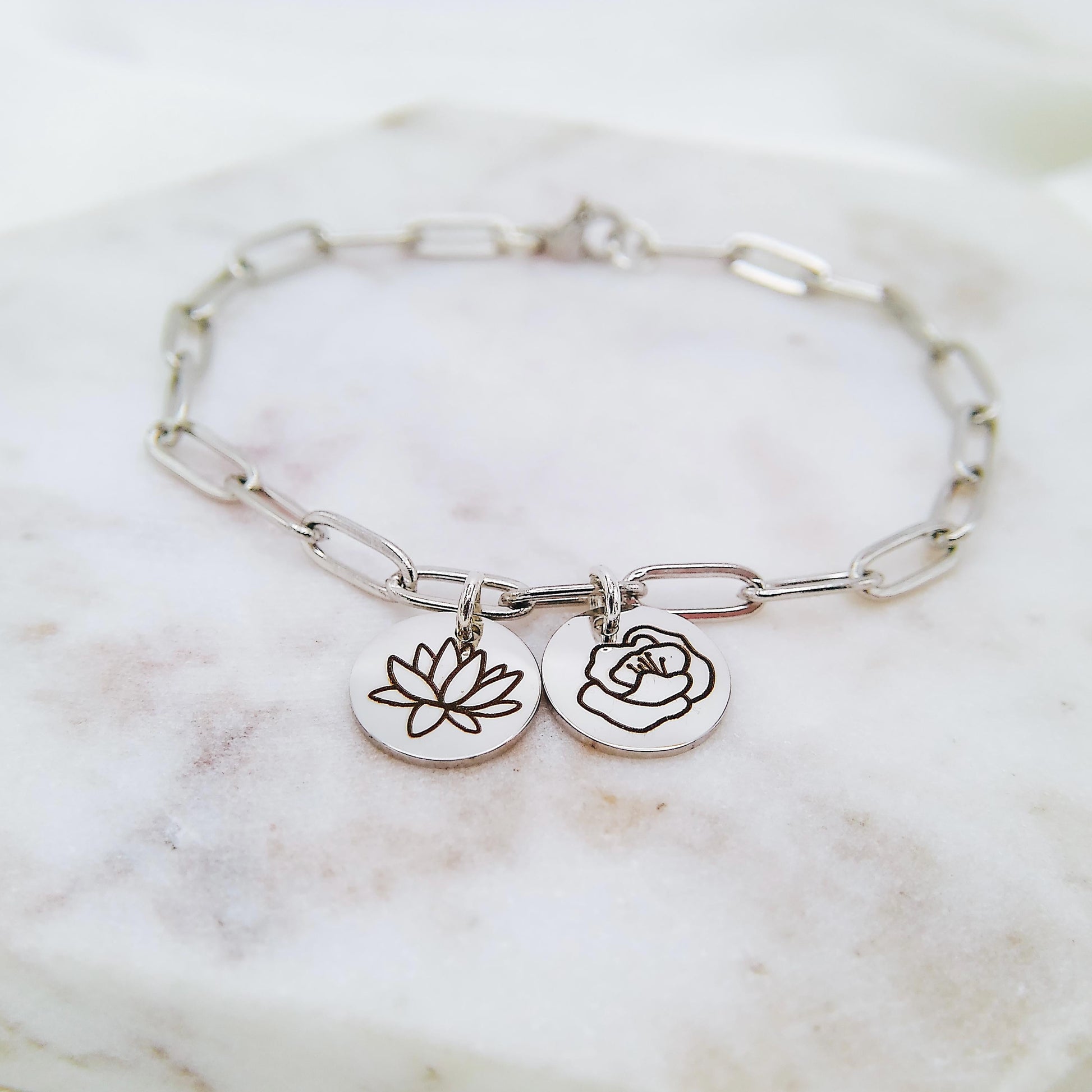BIRTH FLOWER PAPERCLIP BRACELET - Avy + Tay
