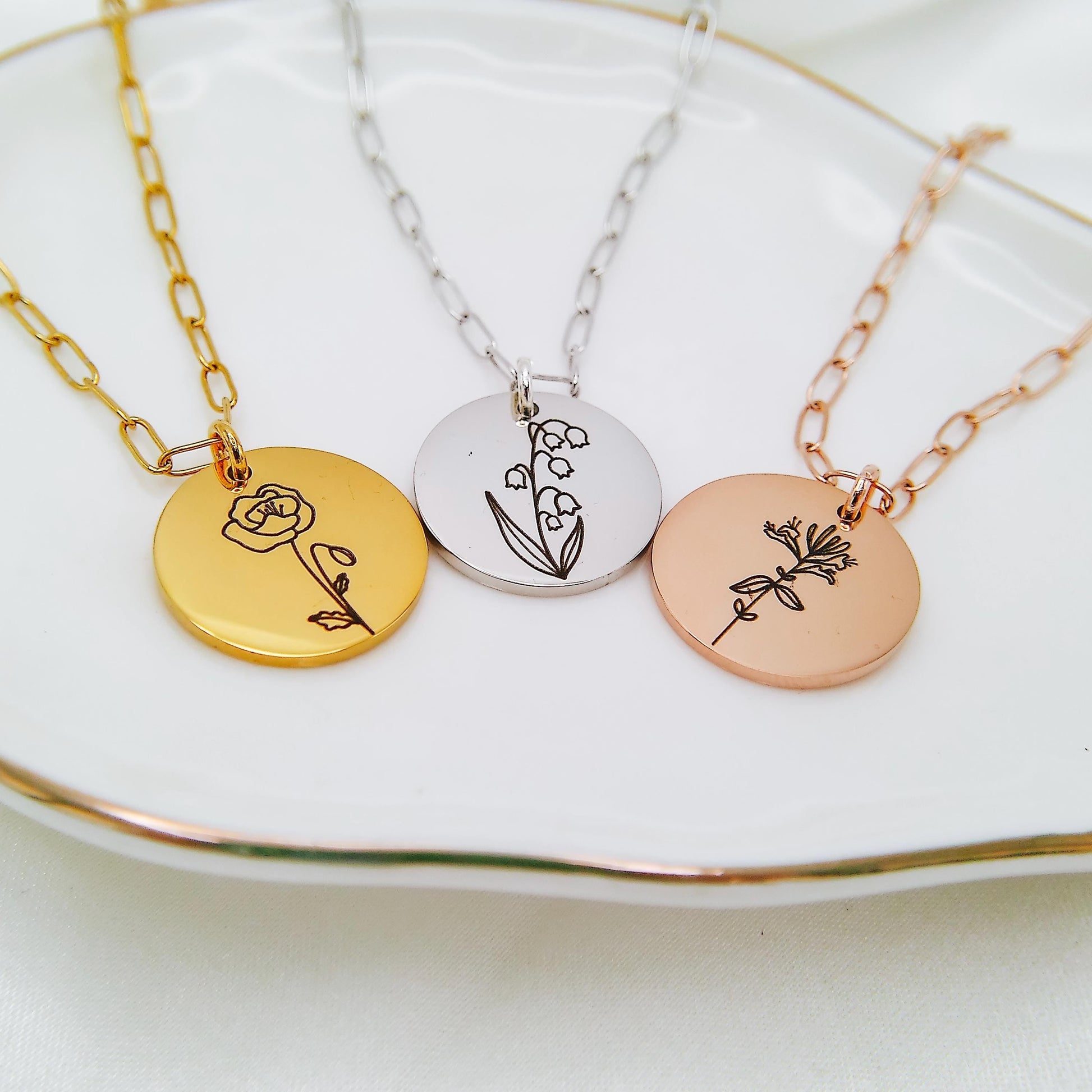 BIRTH FLOWER PAPERCLIP NECKLACE - Avy + Tay