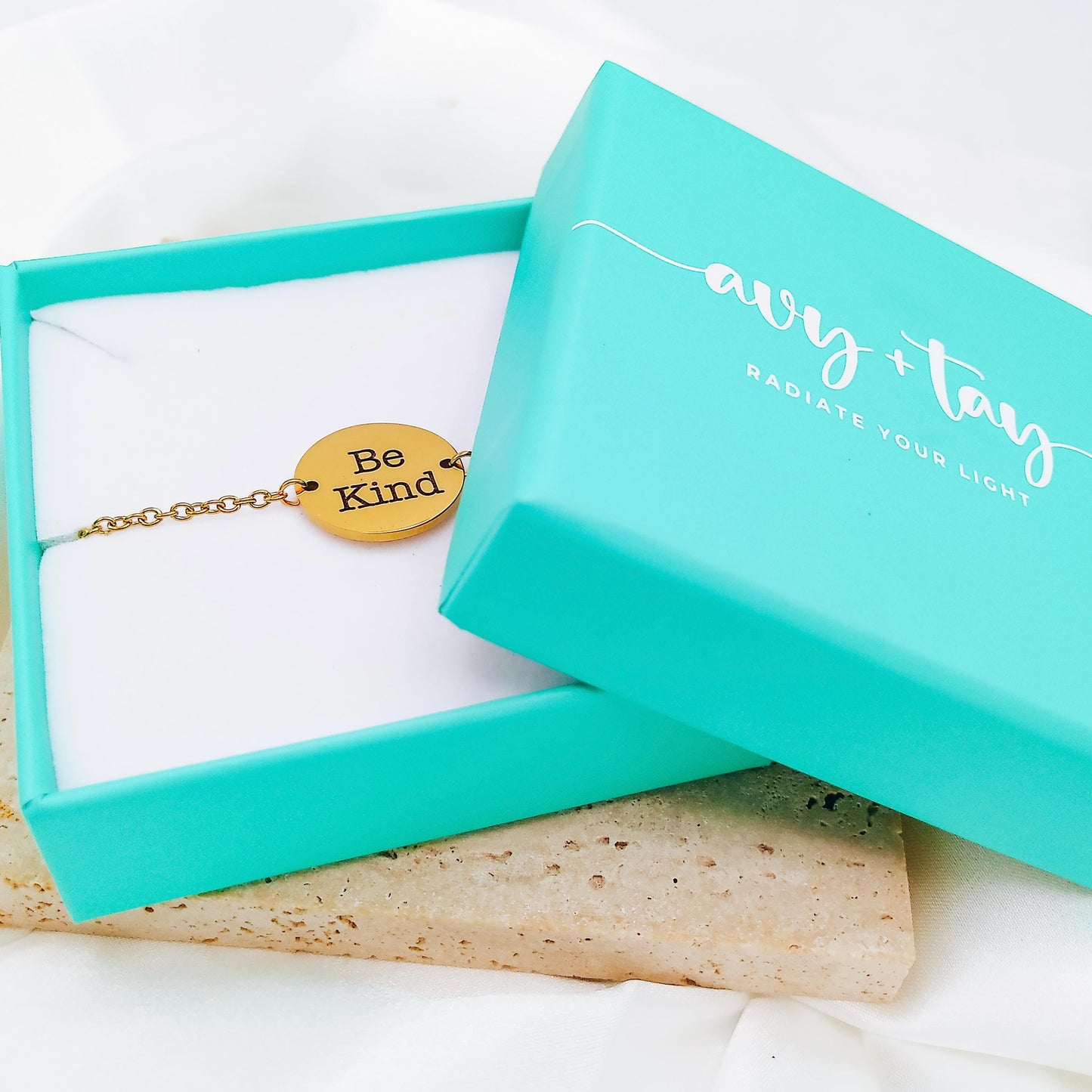 CUSTOM MESSAGE BRACELET - Avy + Tay