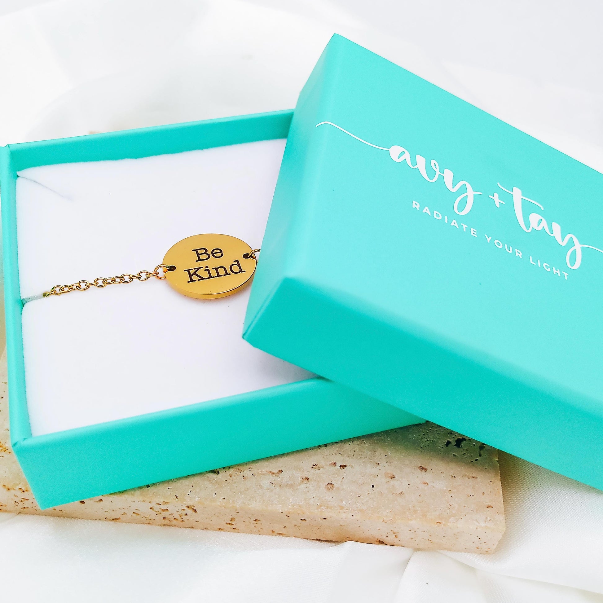 CUSTOM MESSAGE BRACELET - Avy + Tay