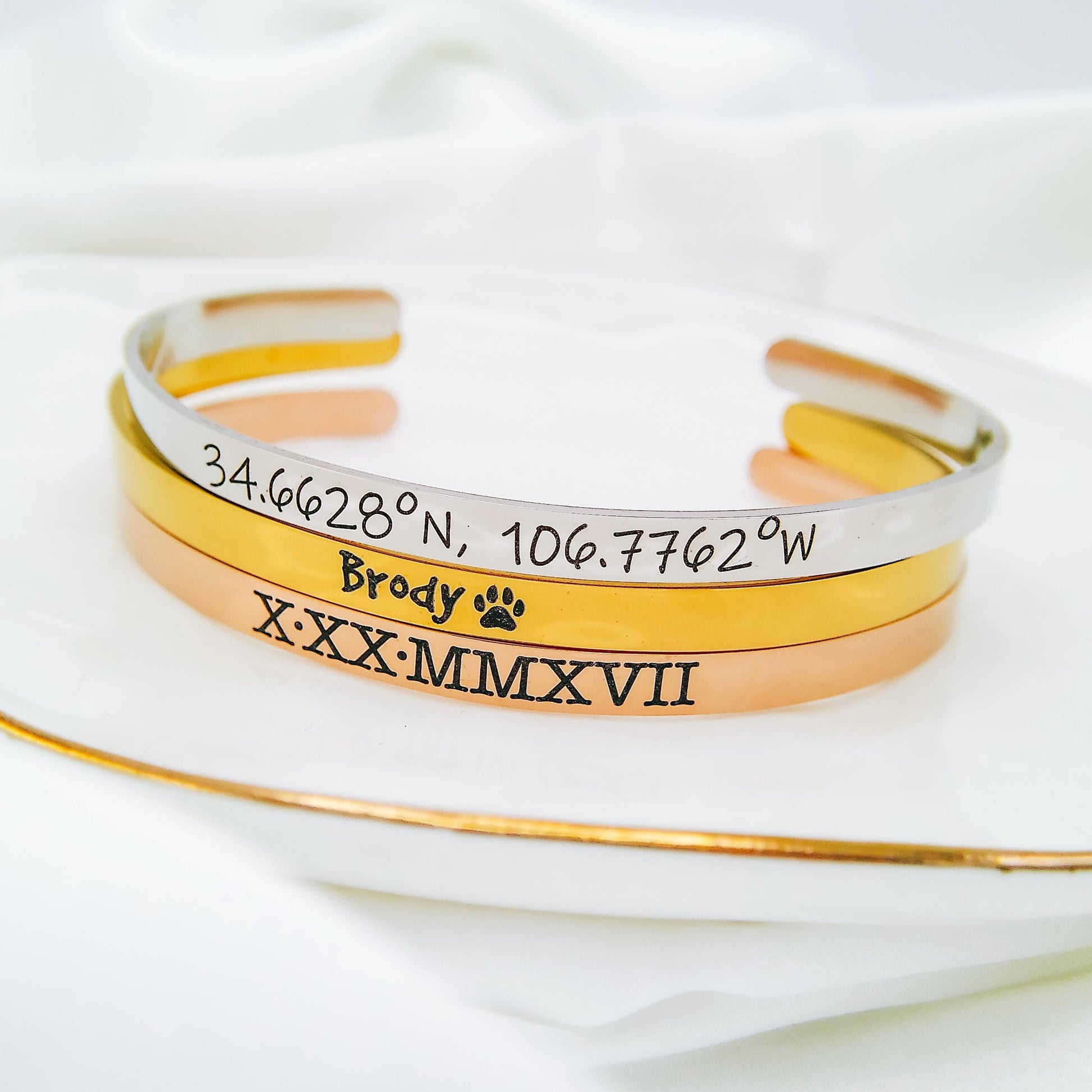 CUSTOM MESSAGE CUFF - Avy + Tay