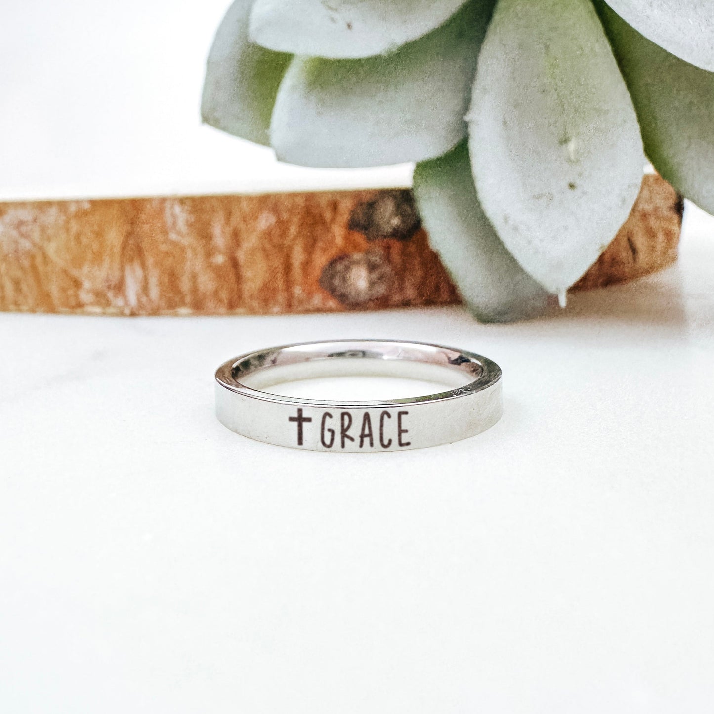 GRACE RING - Avy + Tay