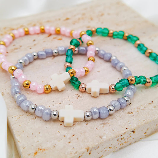 WHITE TURQUOISE CROSS BEADED BRACELET - Avy + Tay