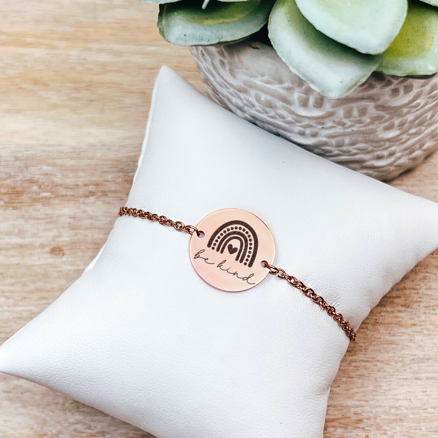 BE KIND BRACELET - Avy + Tay