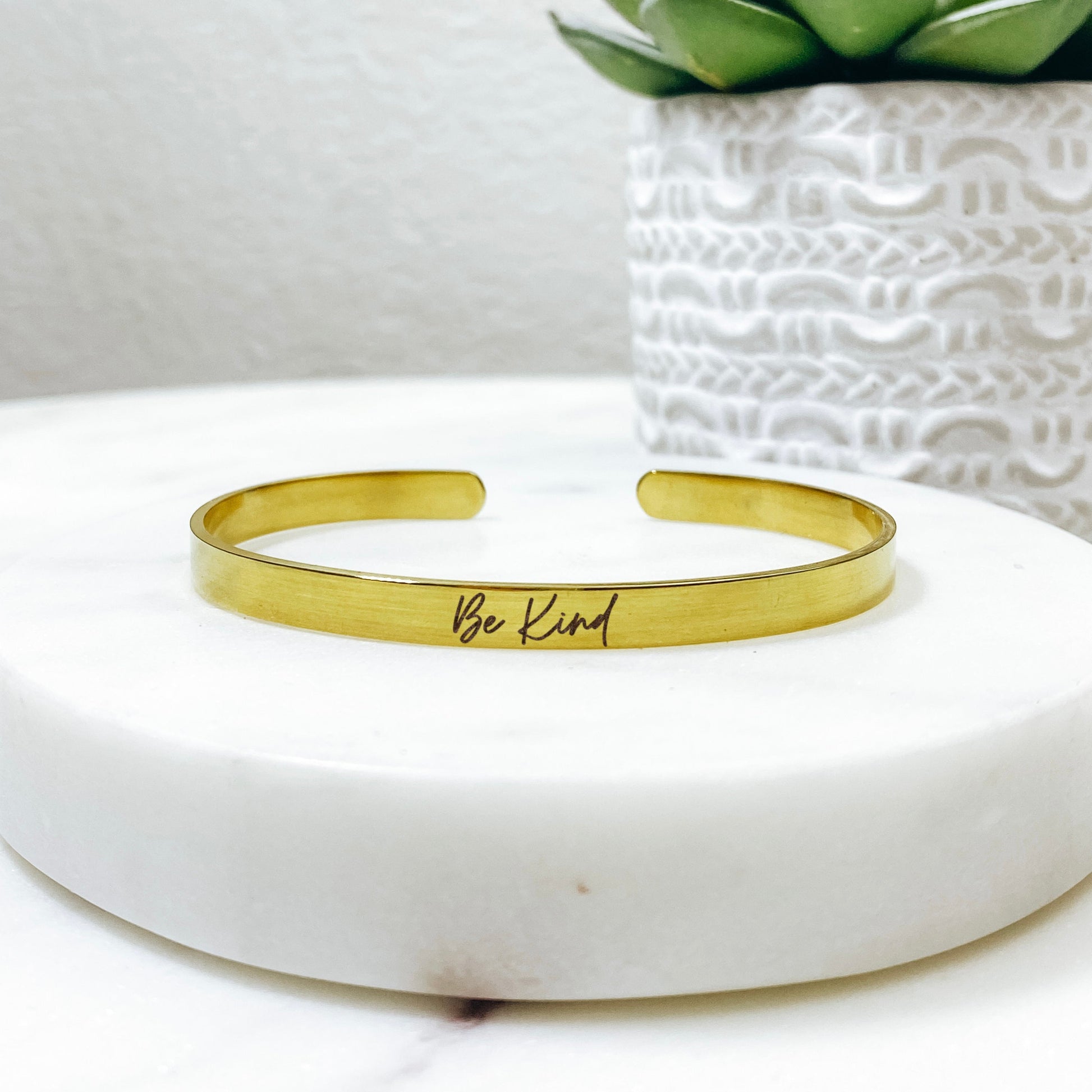 BE KIND CUFF - Avy + Tay