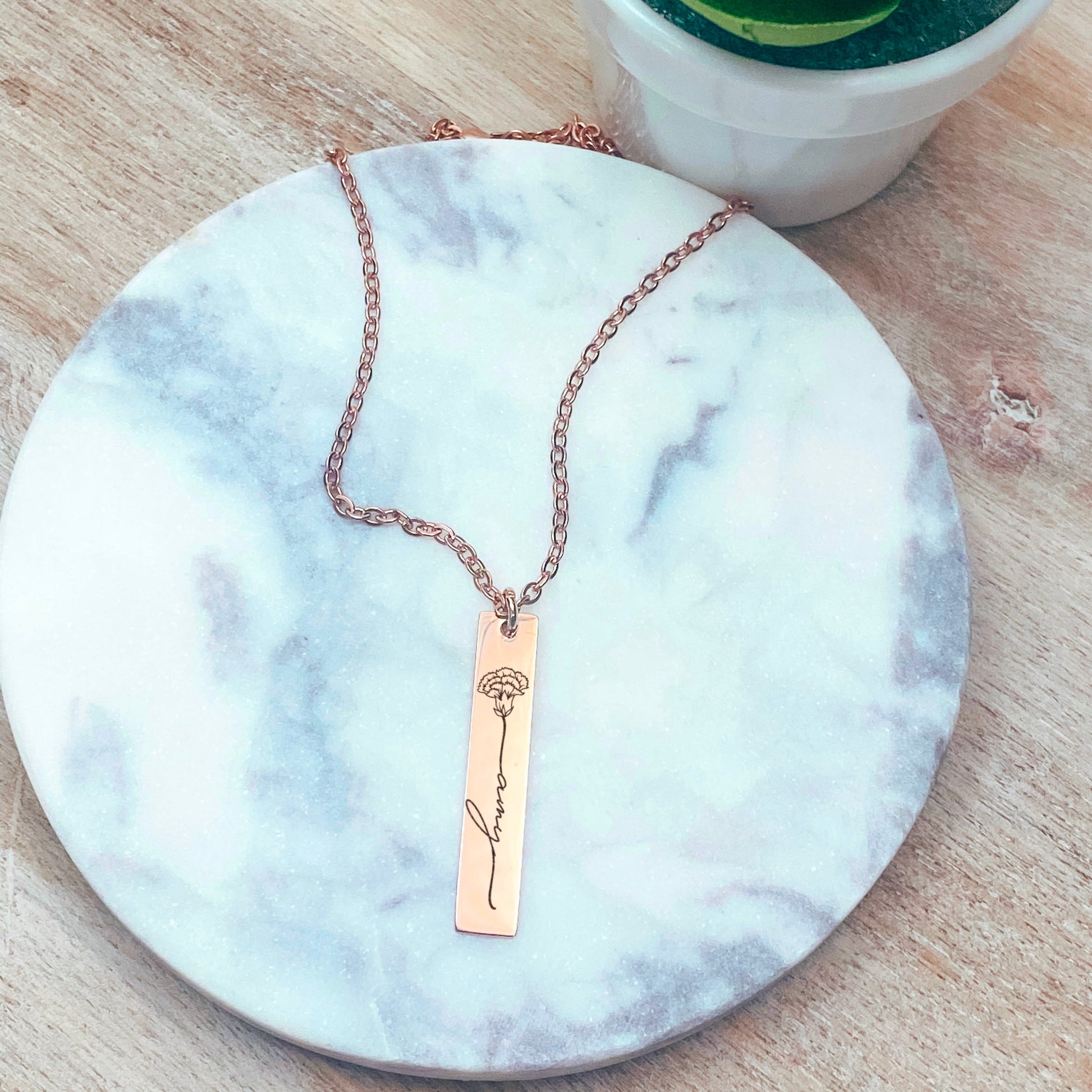 BIRTH FLOWER + NAME BAR NECKLACE - Avy + Tay