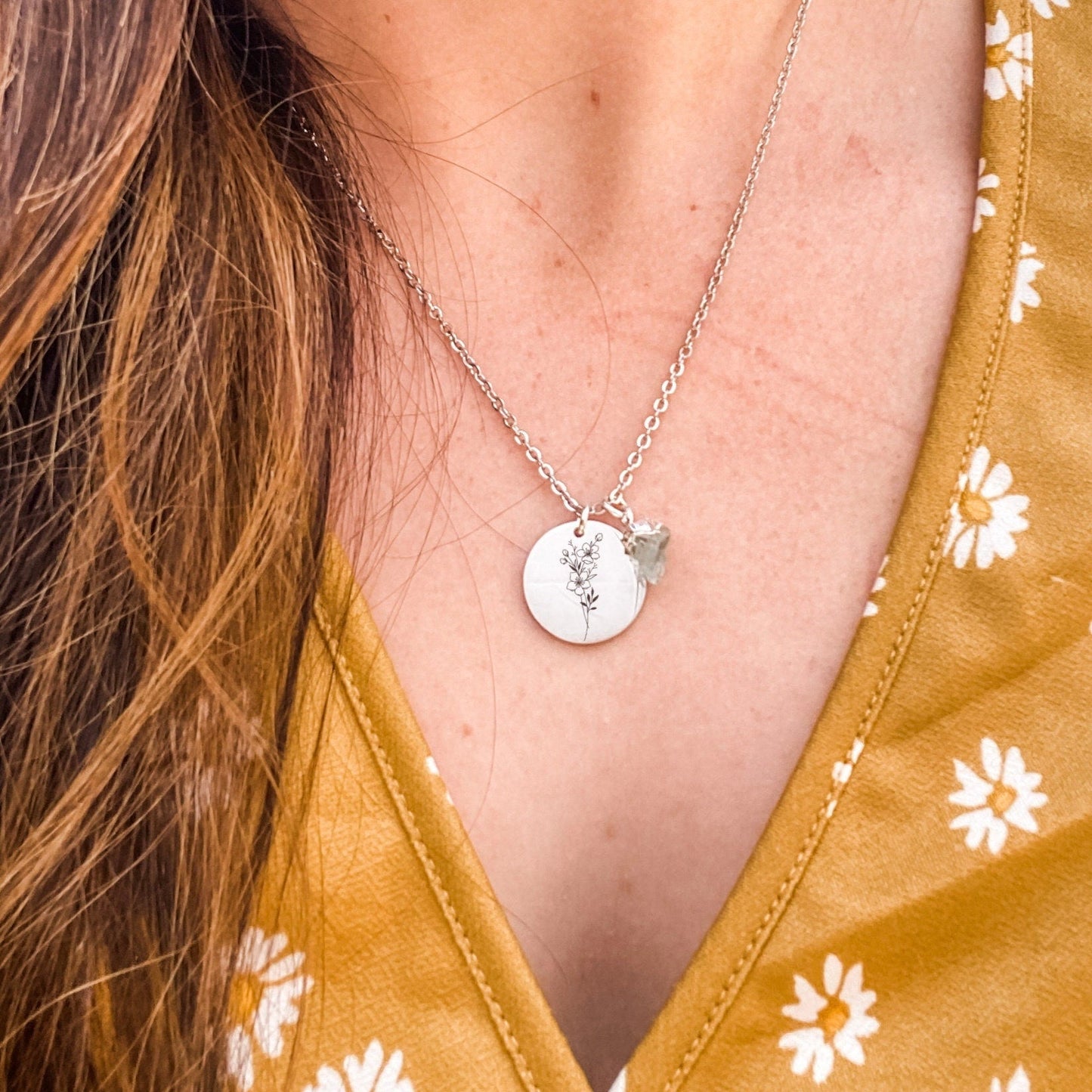 BIRTH FLOWER + RAW BIRTHSTONE NECKLACE - Avy + Tay