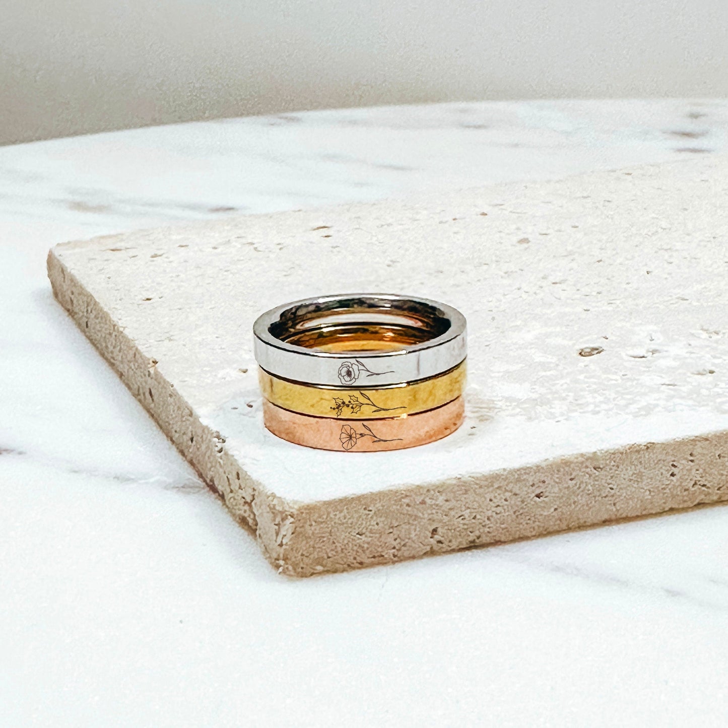 BIRTH FLOWER RING - Avy + Tay