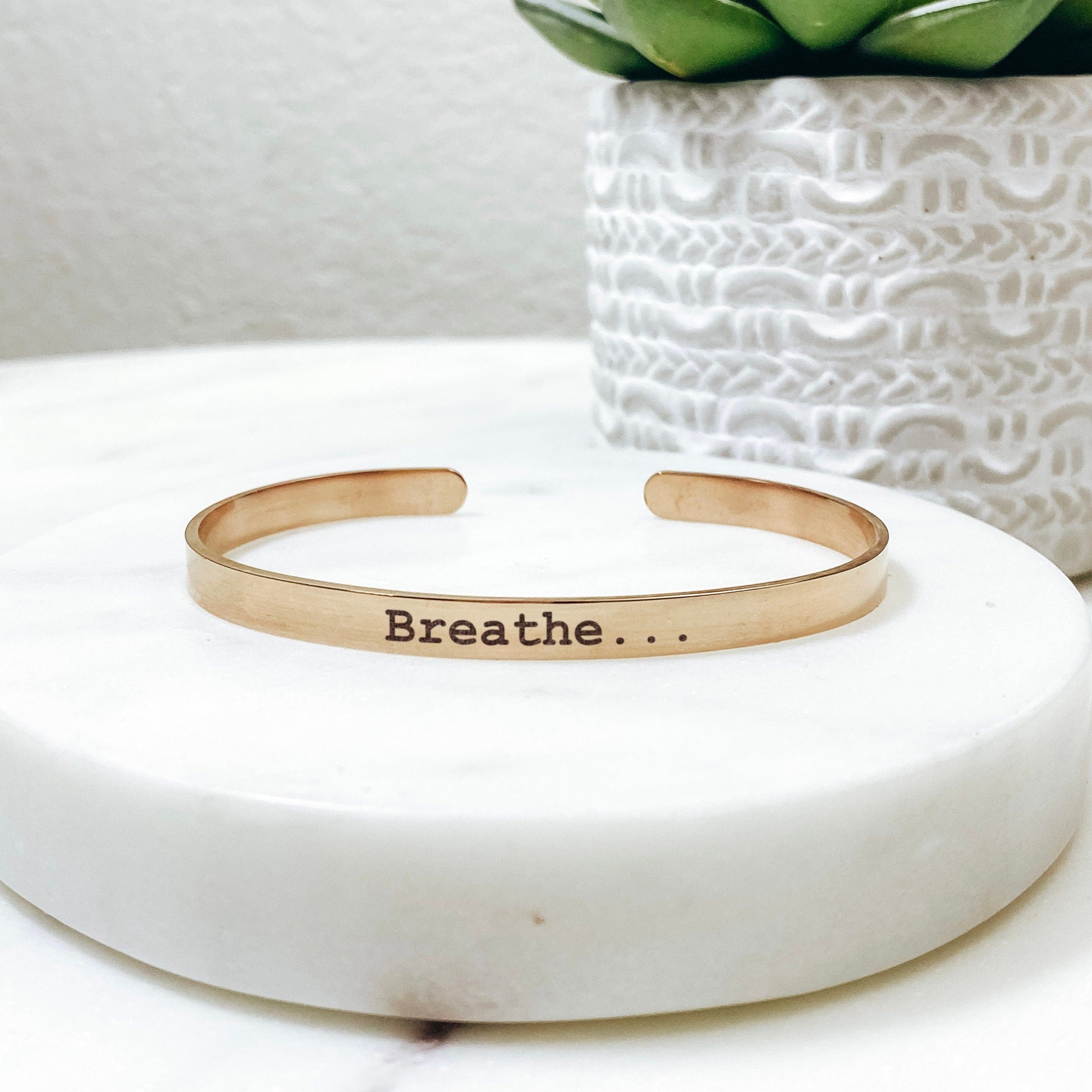 BREATHE CUFF - Avy + Tay