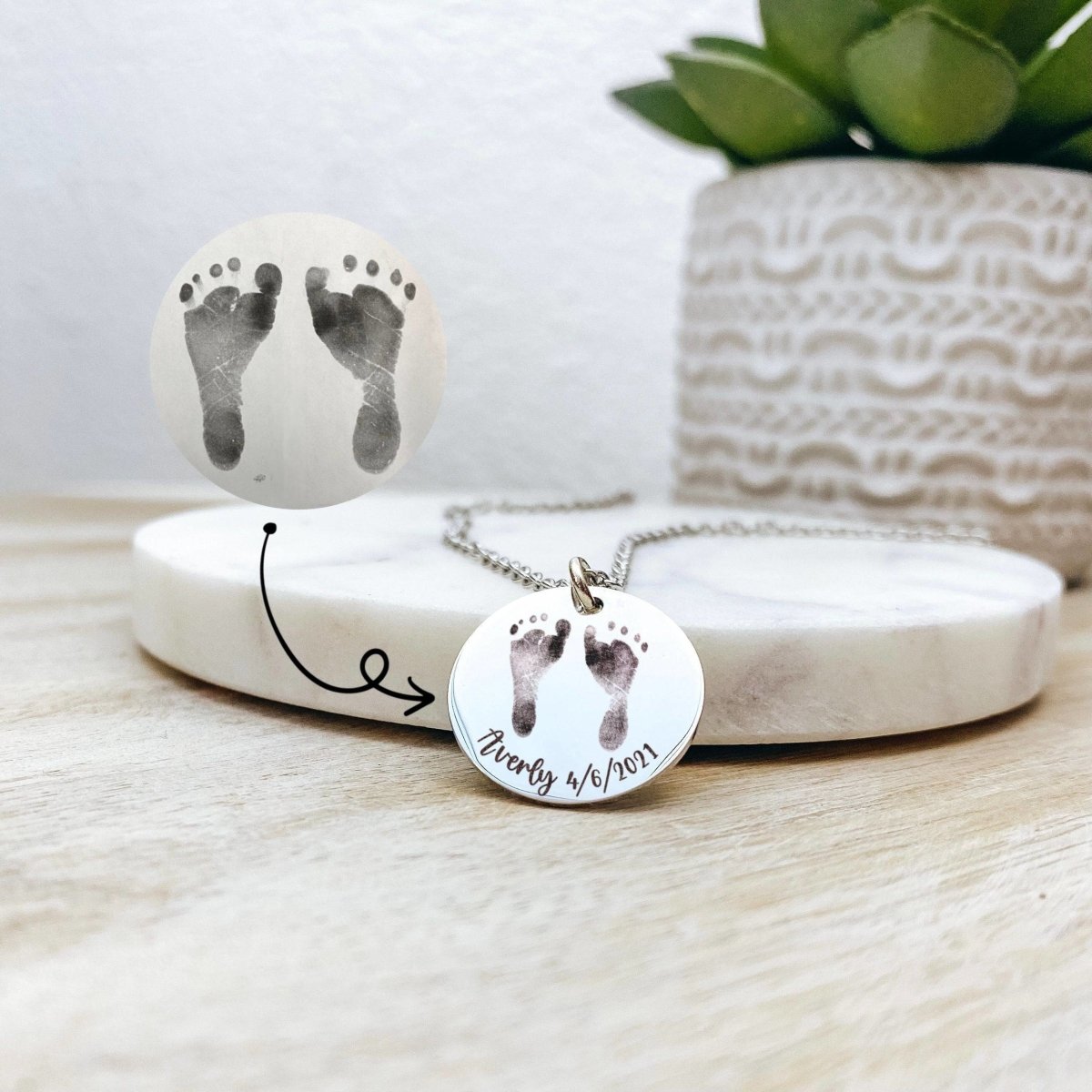 CUSTOM BABY FOOTPRINT NECKLACE - Avy + Tay