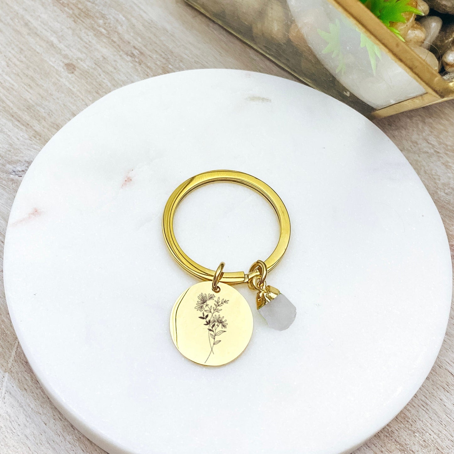 Custom Birth Flower Keychain 14k Gold Plated Stainless Steel Natural Raw Birthstone Keychain Handmade Jewelry Made in USA - Avy + Tay