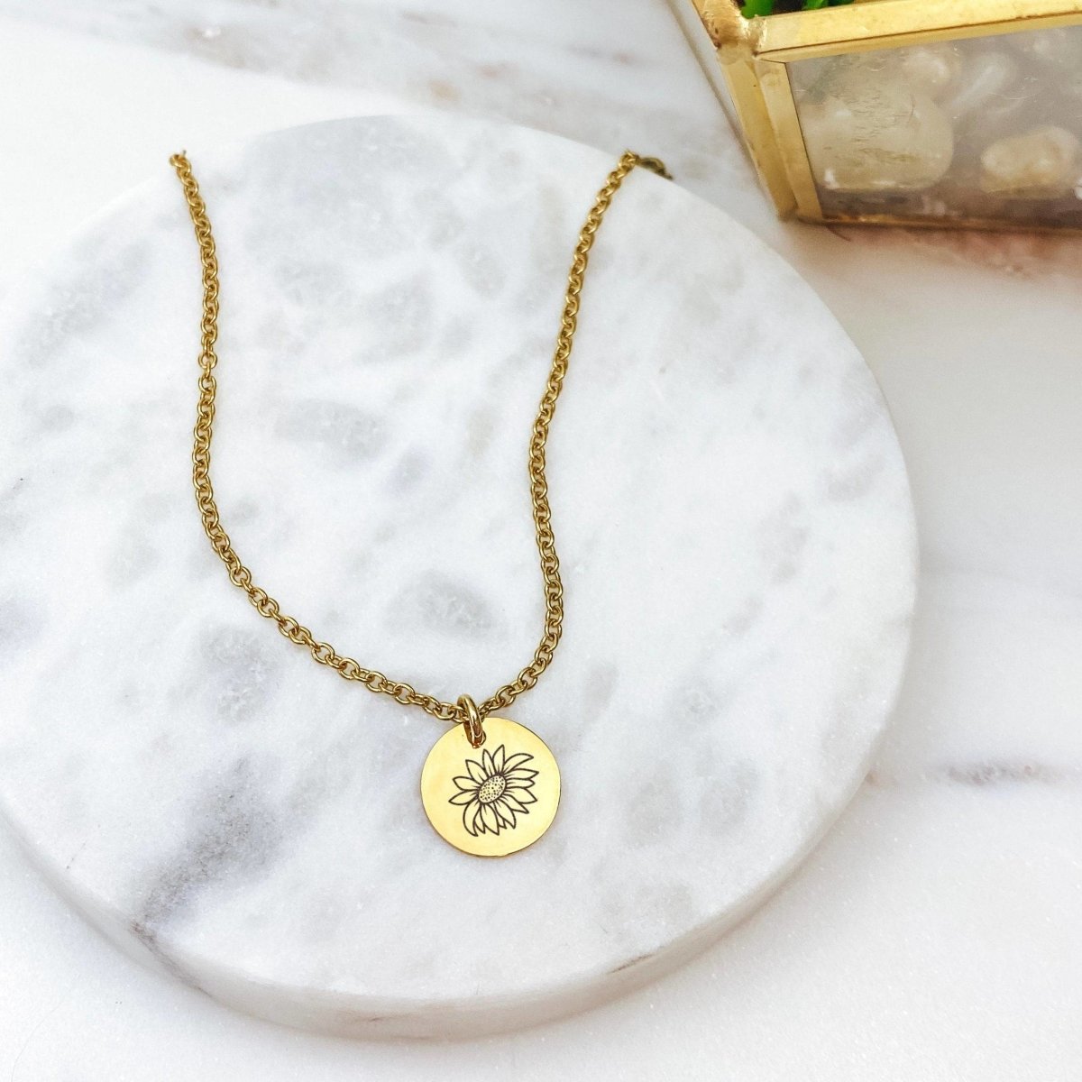 DAINTY BIRTH FLOWER NECKLACE - Avy + Tay