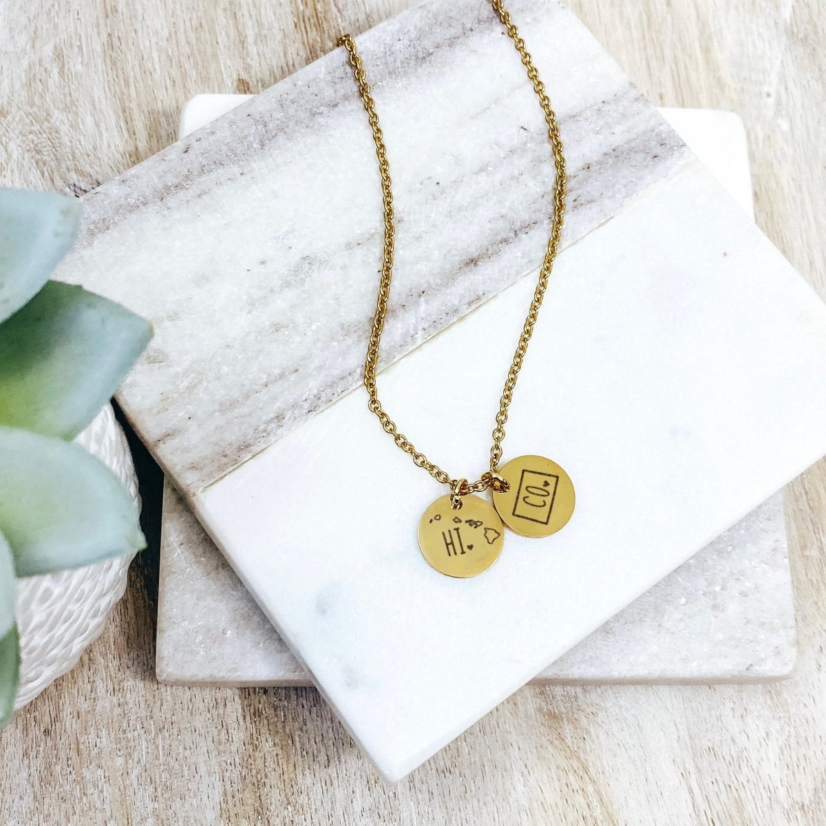 DAINTY LONG DISTANCE STATE NECKLACE - Avy + Tay