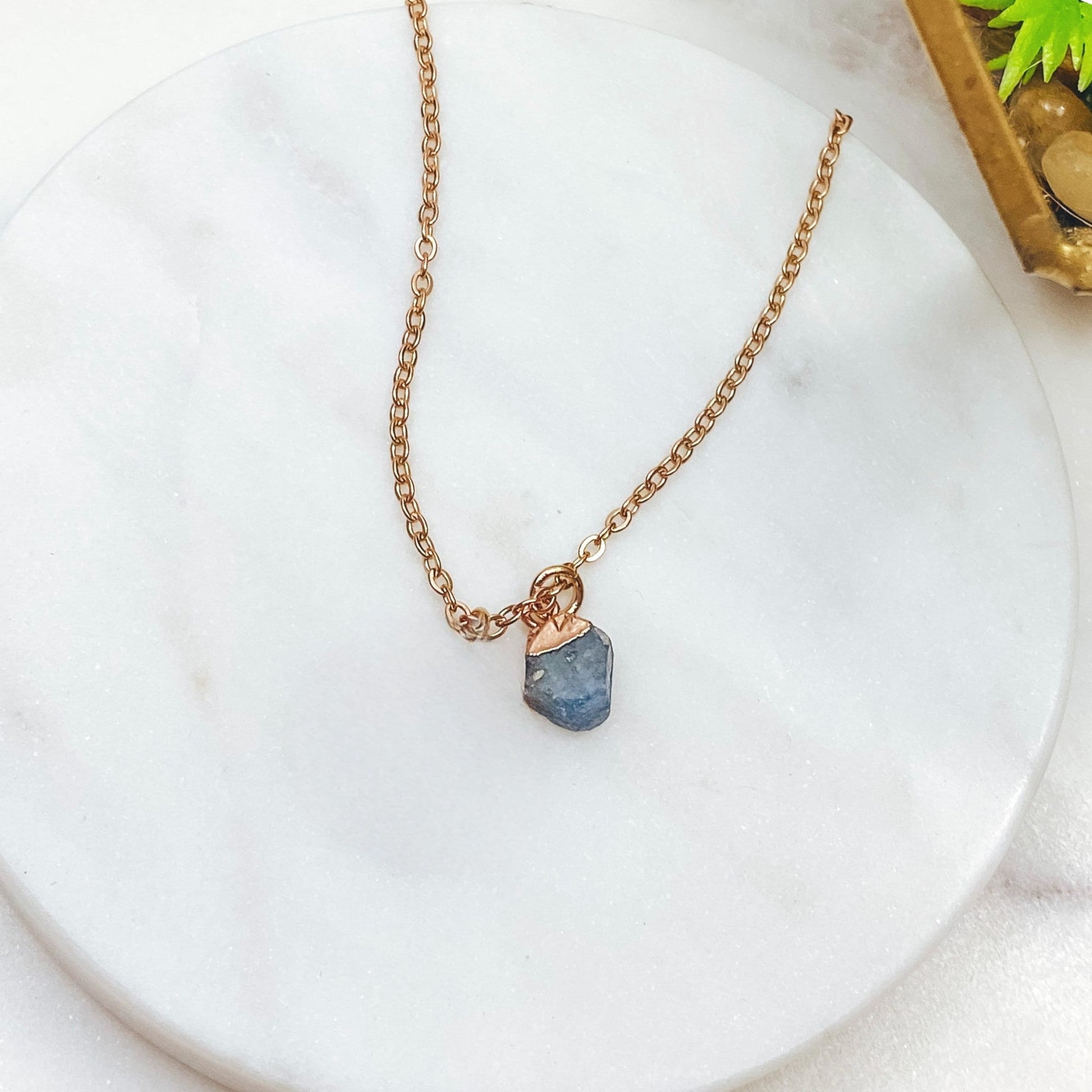 DAINTY RAW BIRTHSTONE NECKLACE - Avy + Tay