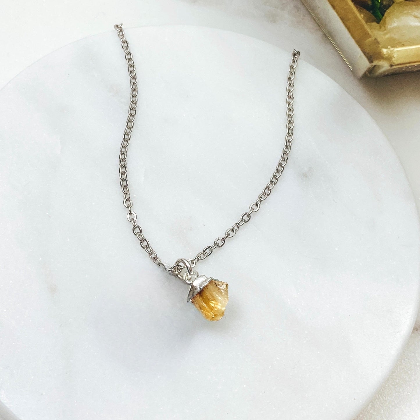 DAINTY RAW BIRTHSTONE NECKLACE - Avy + Tay