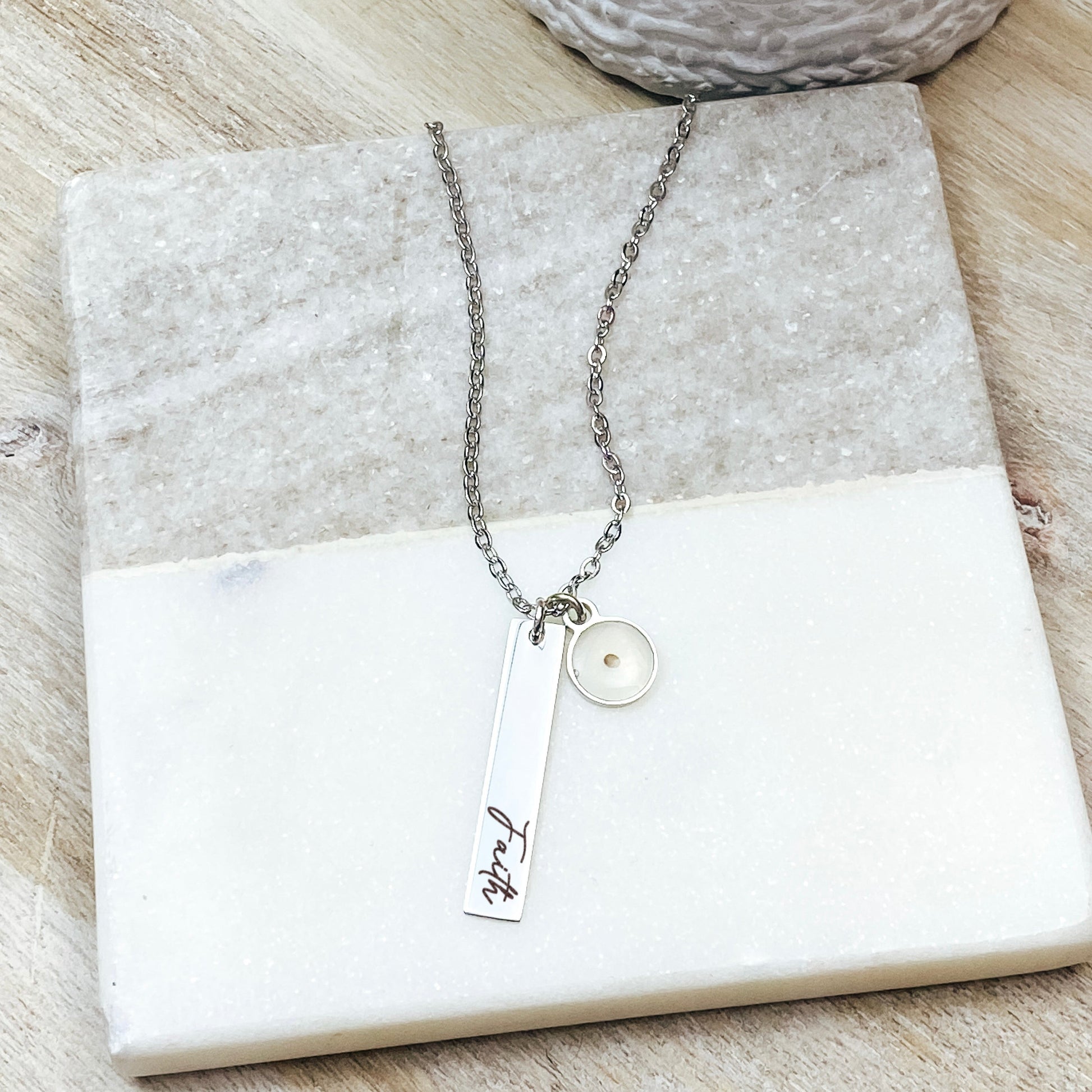 FAITH MUSTARD SEED BAR NECKLACE - Avy + Tay