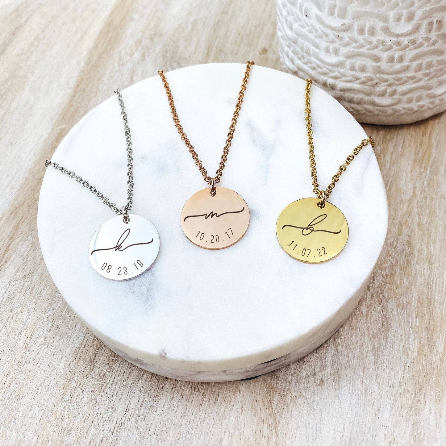 INITIAL DATE NECKLACE - Avy + Tay