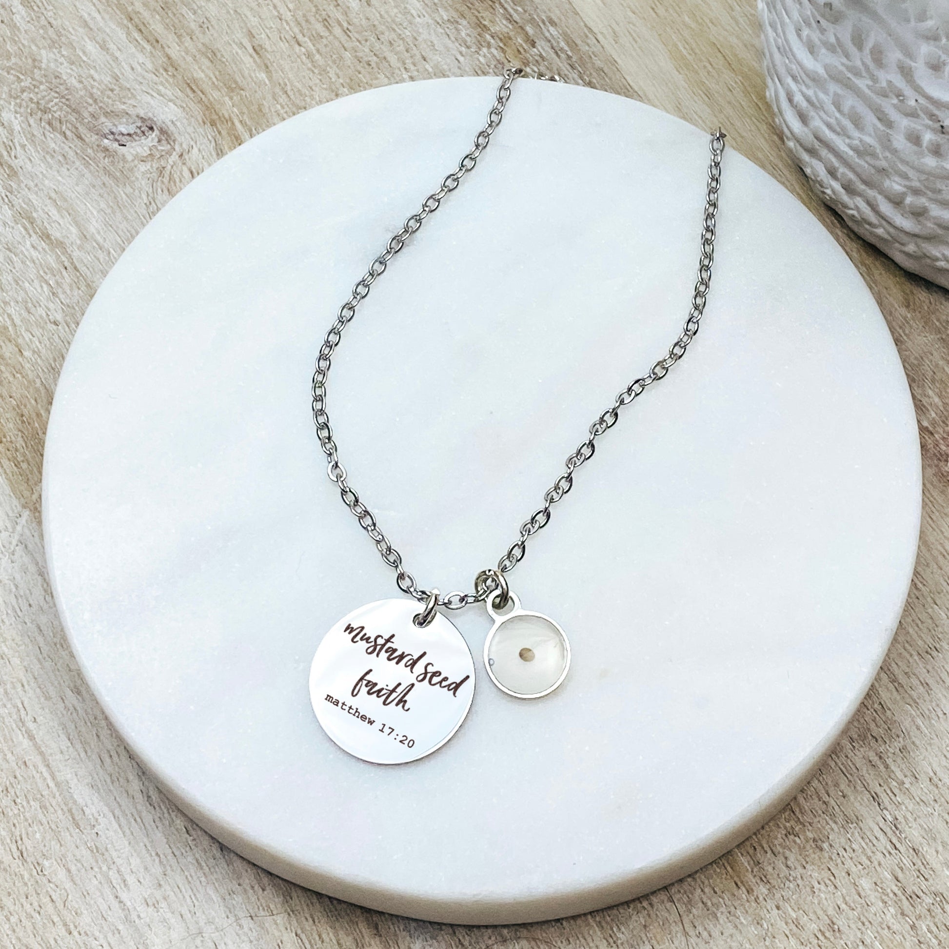 MUSTARD SEED FAITH MATTHEW 17:20 NECKLACE - Avy + Tay